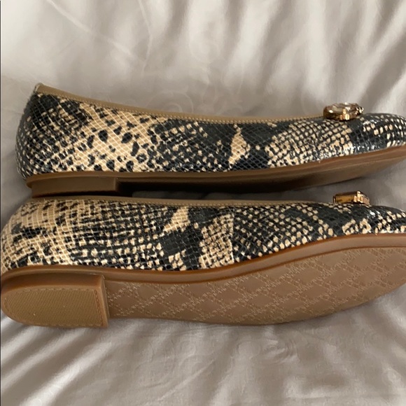 Vionic Snake Jeweled Ballet Flat NWOT 10 - Picture 5 of 7